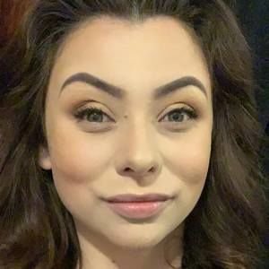 Meet your Posher, Pamela